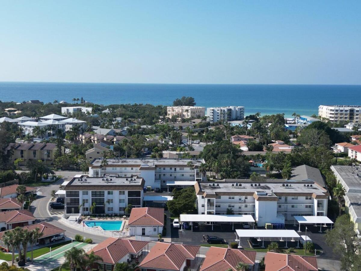 2 Bed 2 Bath Centrally Located On Siesta Key ساراسوتا المظهر الخارجي الصورة