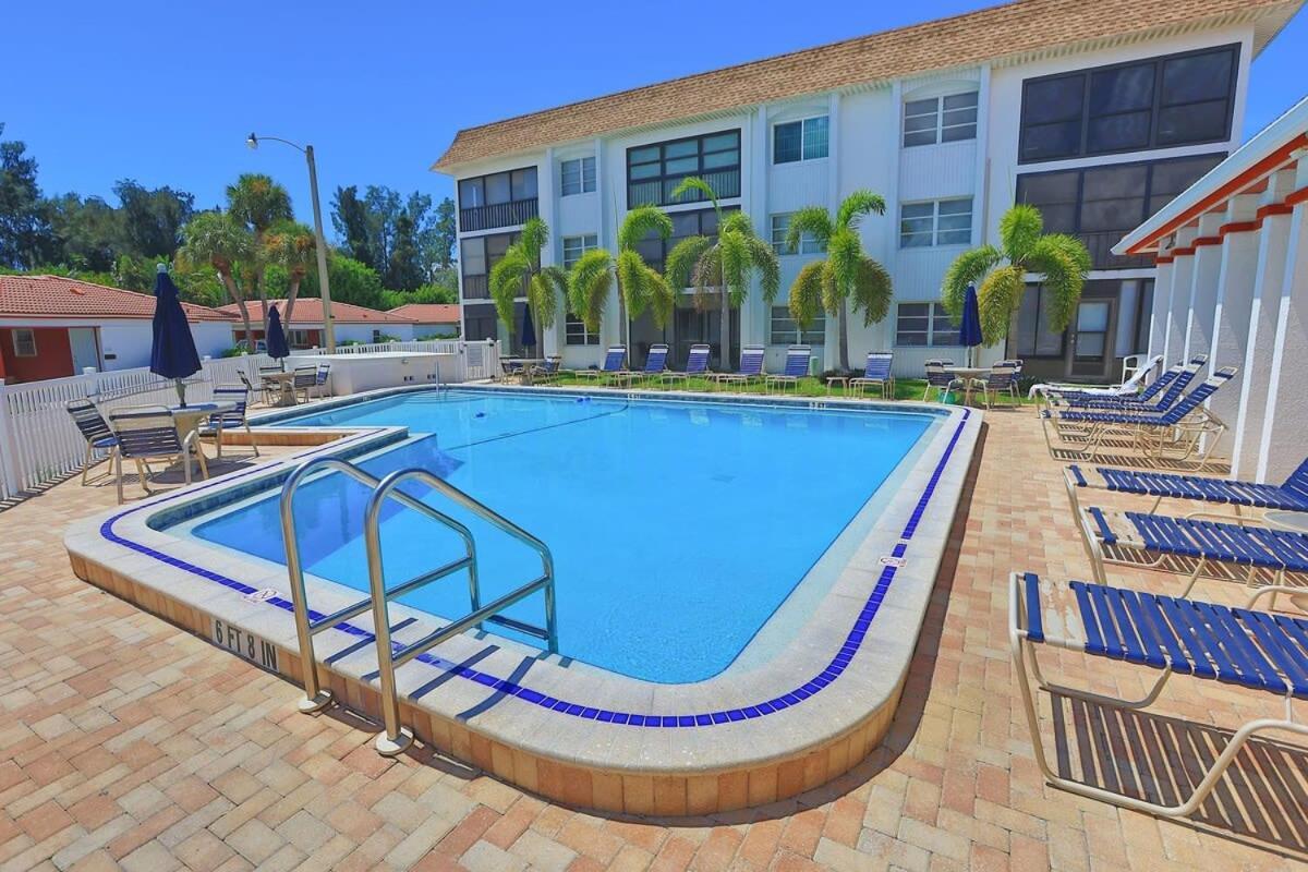 2 Bed 2 Bath Centrally Located On Siesta Key ساراسوتا المظهر الخارجي الصورة